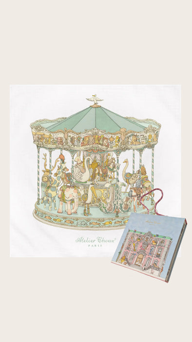 Green Carousel Carre and Gift Box