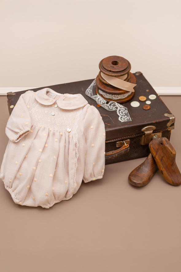 Beige Polka Dot Lace Bubble